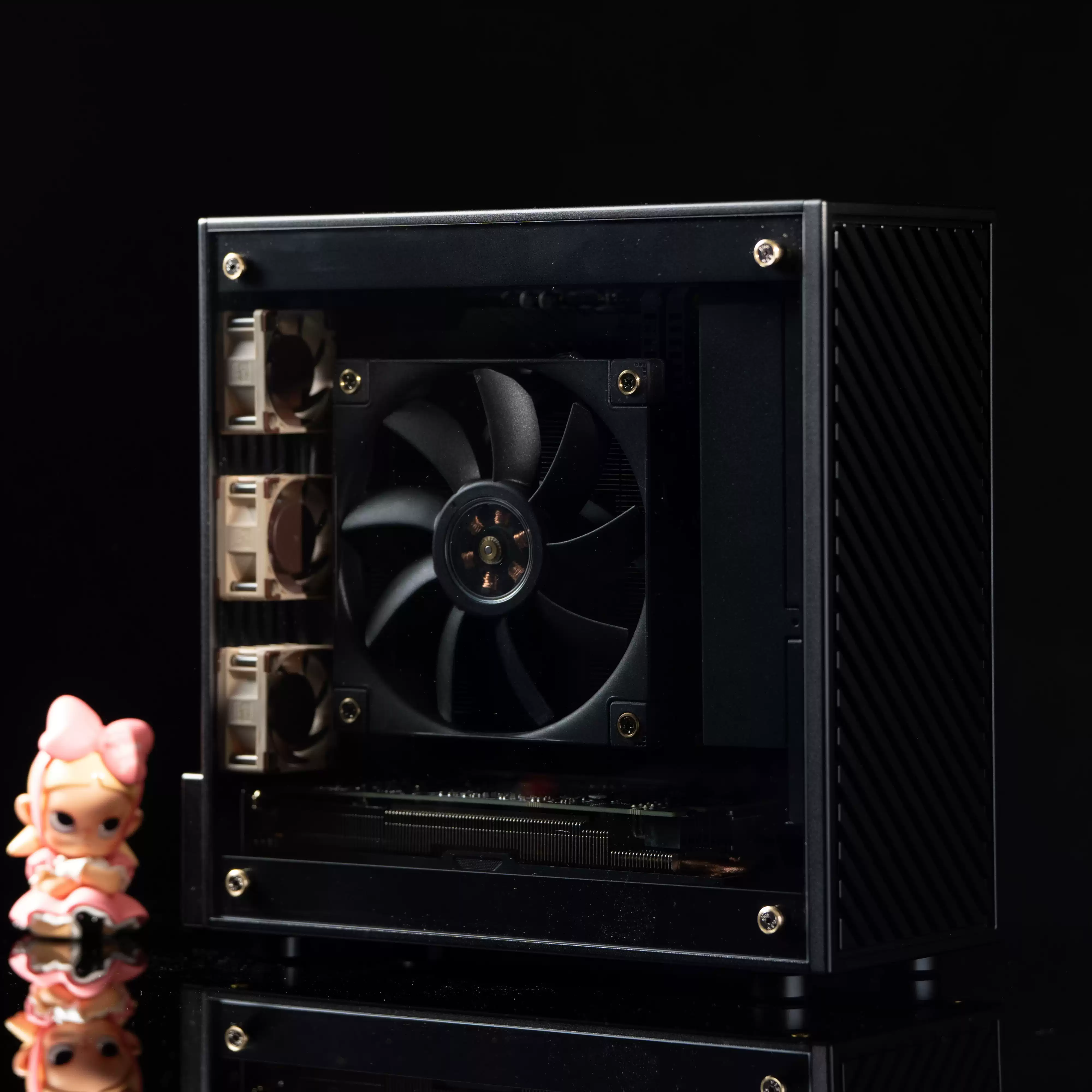 Корпус LP P6 ITX из алюминия,  – обзор и цена Sff Mini Itx Cnc Aluminum Chassis